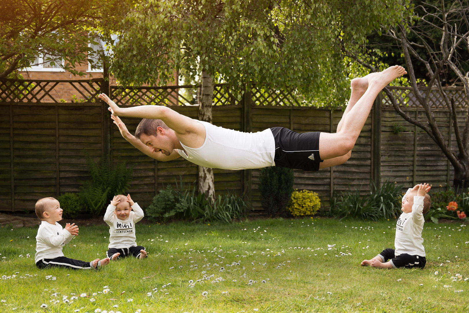Selfie 2.0 Embrace-the-silly-Selfie20-selfie2point0-family-baby-self-portrait-part2